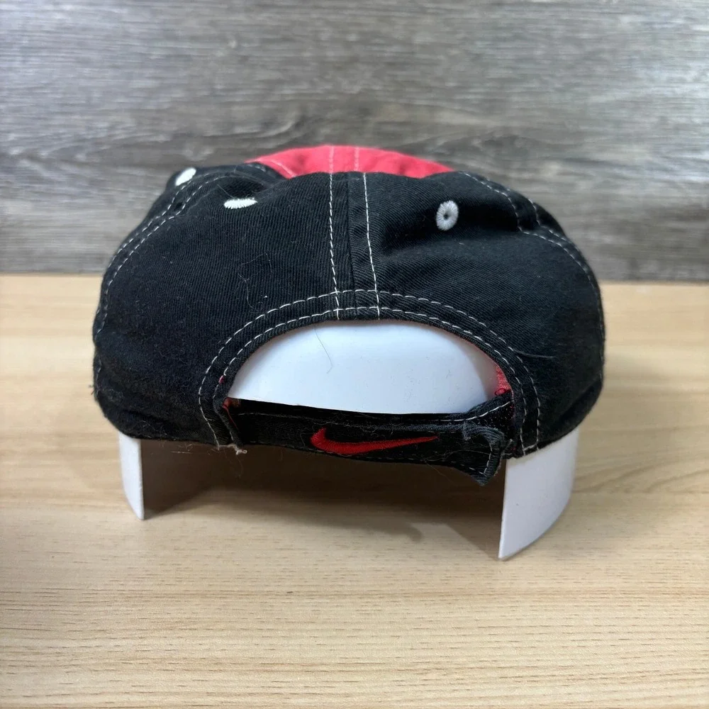 Vintage Nike Hat Cap Strap Back‎ Kids Red Black Basketball Adjustable Boys